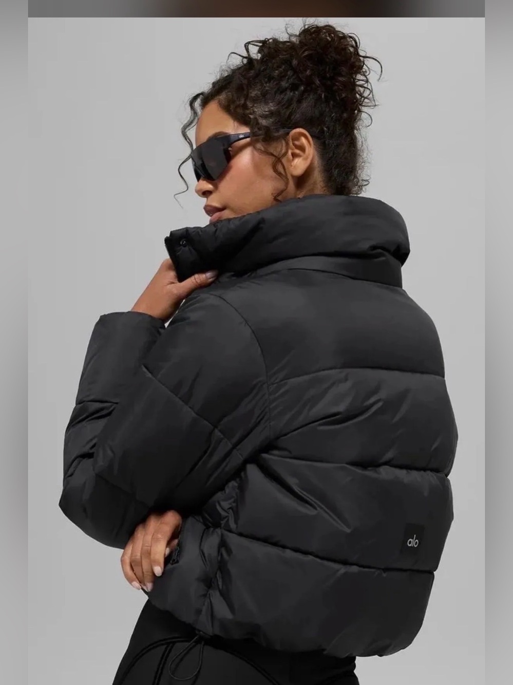 ALO Yoga Women’s Black Quilted Puffer Jacket with High Collar